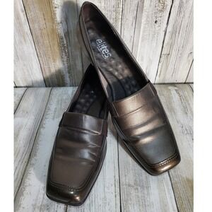 Elites by Naturalizer Women's Metallic Bronze Square Toe Loafer Shoes